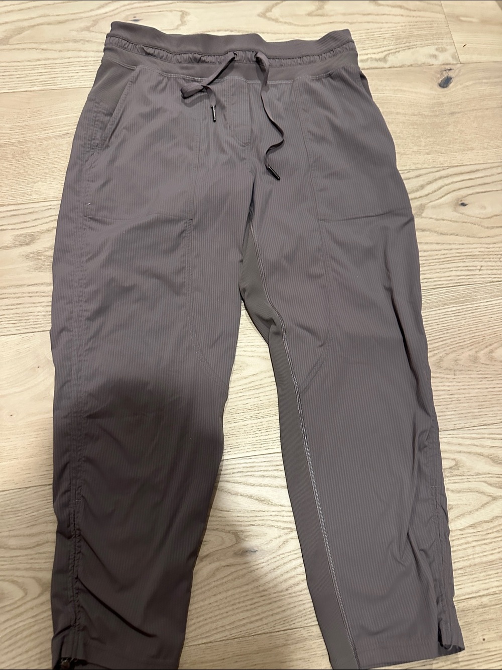 Lululemon Dance Studio Pants Size 8 Gray/Taupe Striped Swift Drawstring